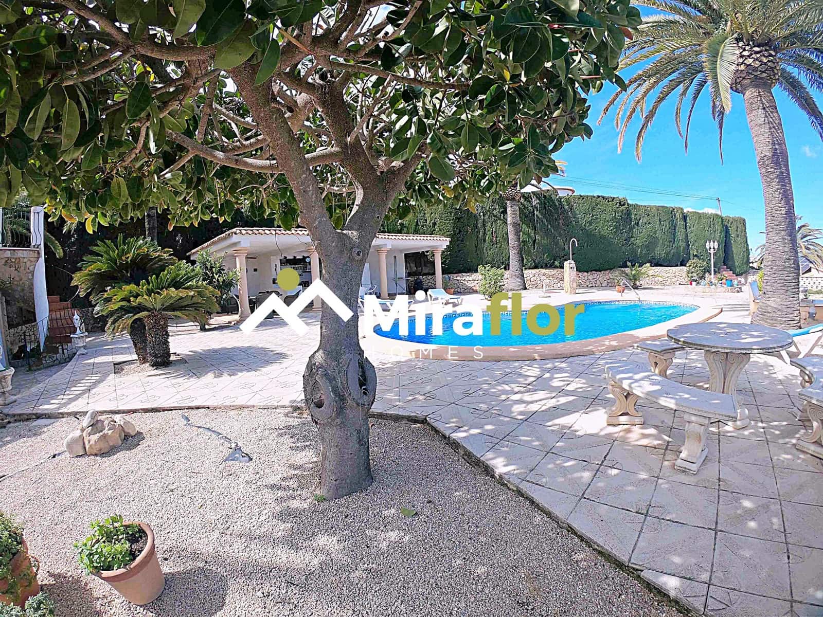 3 Zimmer Villa zu verkaufen in Denia mit Pool - 750.000 € (Ref: 9606668)