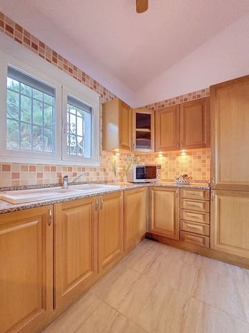 3 Zimmer Villa zu verkaufen in Pego mit Pool - 395.000 € (Ref: 9606669)