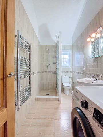 3 sypialnia Willa na sprzedaż w Pego z basenem - 395 000 € (Ref: 9606669)