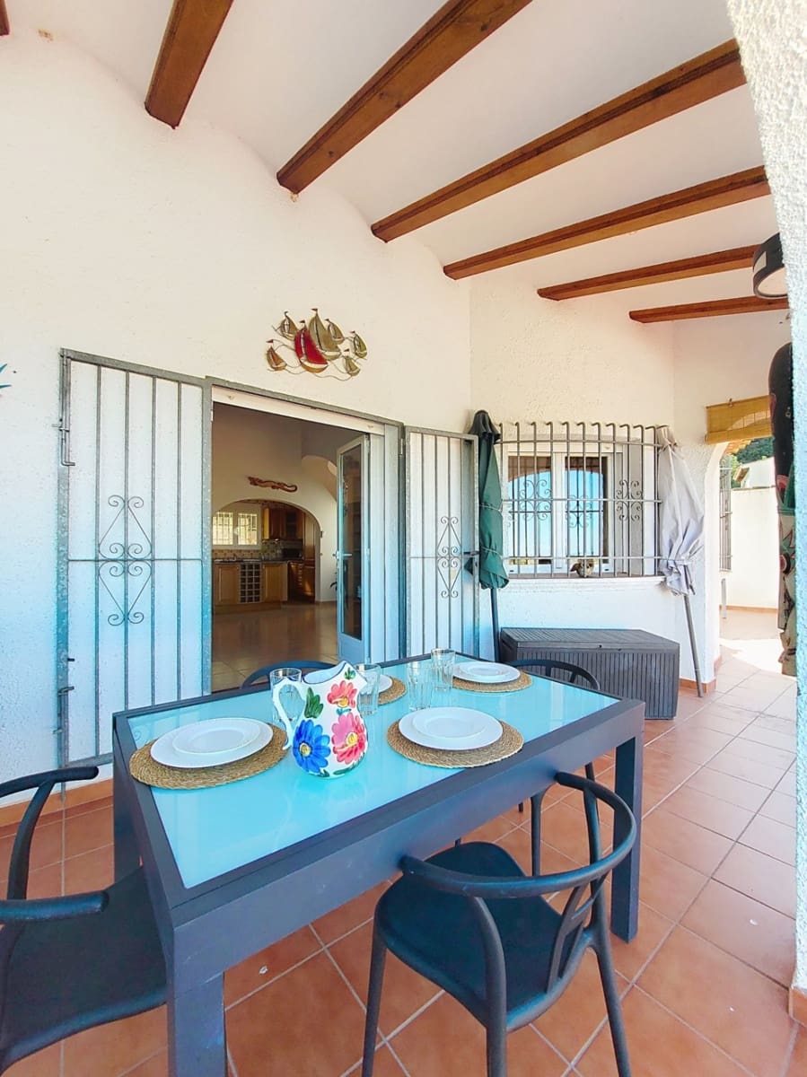 3 sypialnia Willa na sprzedaż w Pego z basenem - 395 000 € (Ref: 9606669)