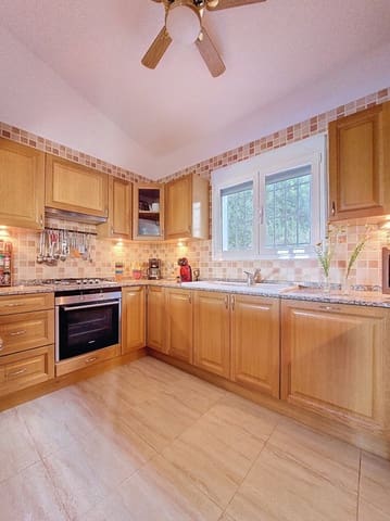 3 soverom Villa til salgs i Pego med svømmebasseng - € 395 000 (Ref: 9606669)
