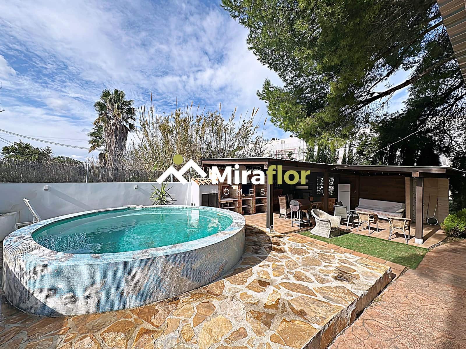 3 sovrum Villa till salu i Denia med pool - 659 000 € (Ref: 9606670)