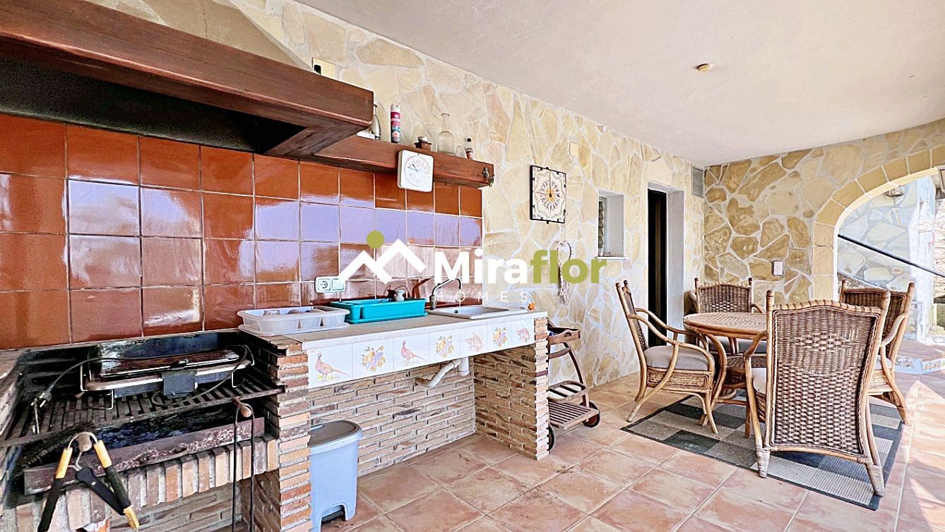 3 camera da letto Villa in vendita in Denia con piscina - 565.000 € (Rif: 9606671)