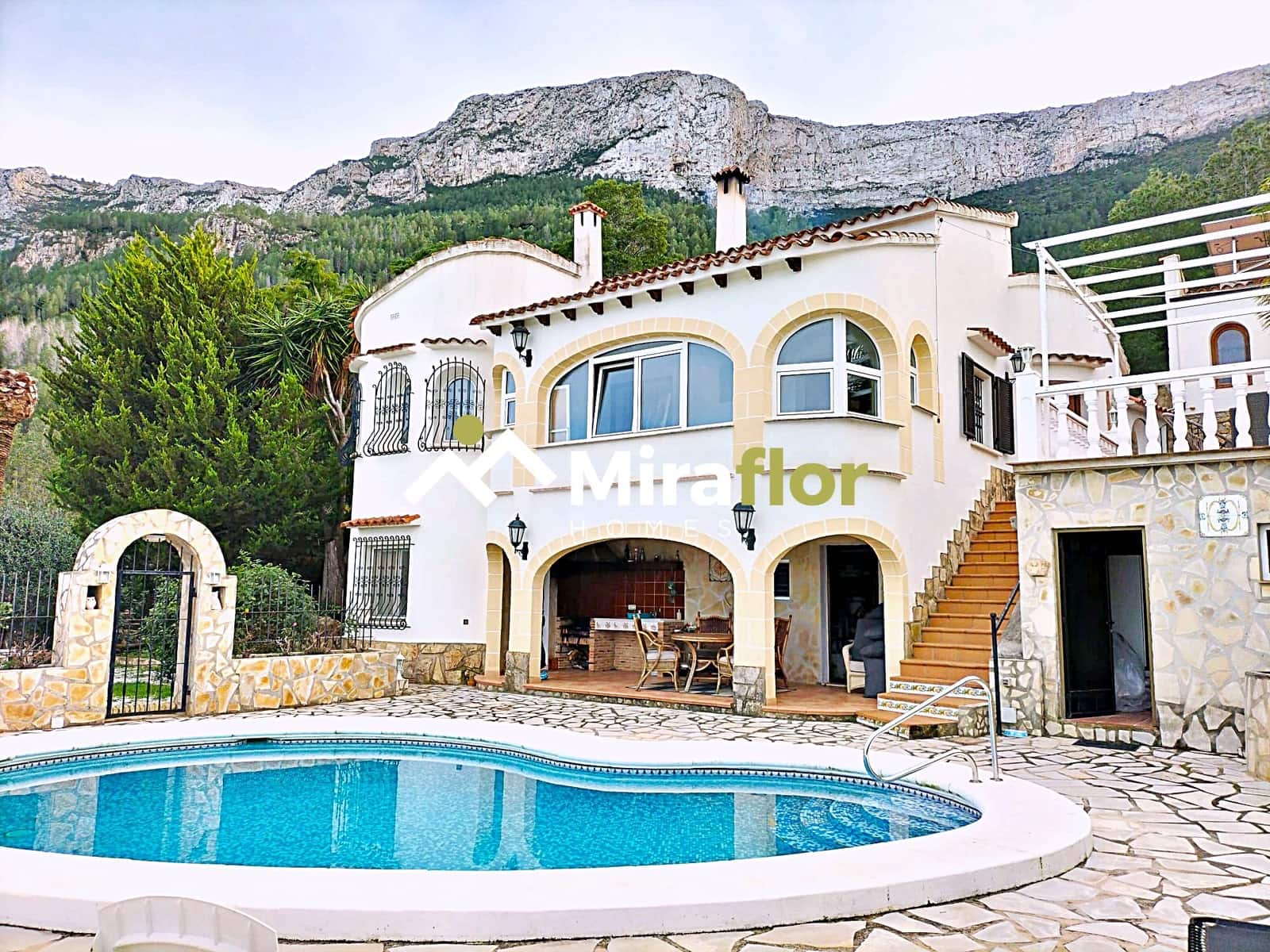 3 camera da letto Villa in vendita in Denia con piscina - 565.000 € (Rif: 9606671)