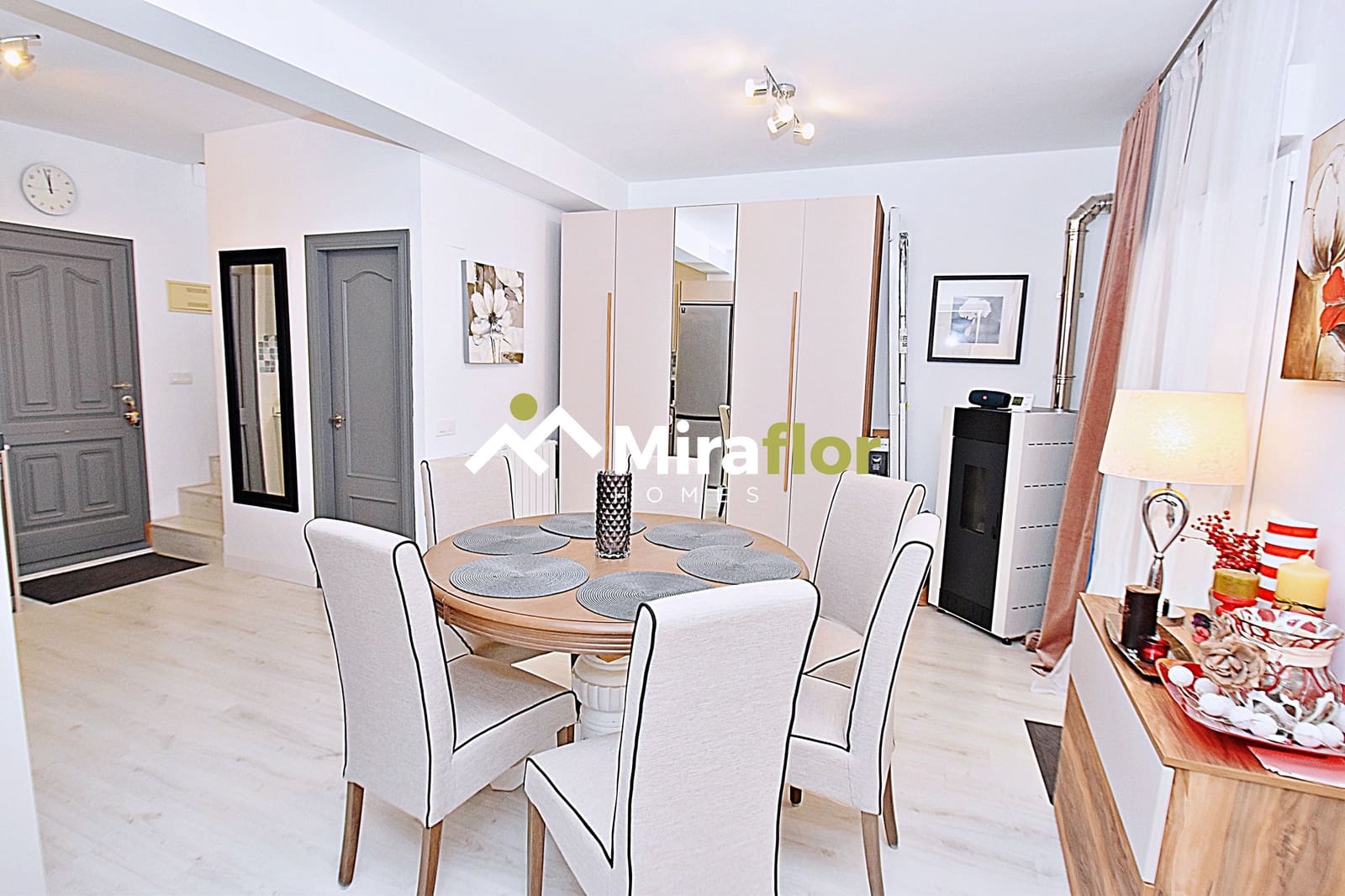 3 bedroom Townhouse for sale in Pedreguer with pool - € 315,000 (Ref: 9606674)