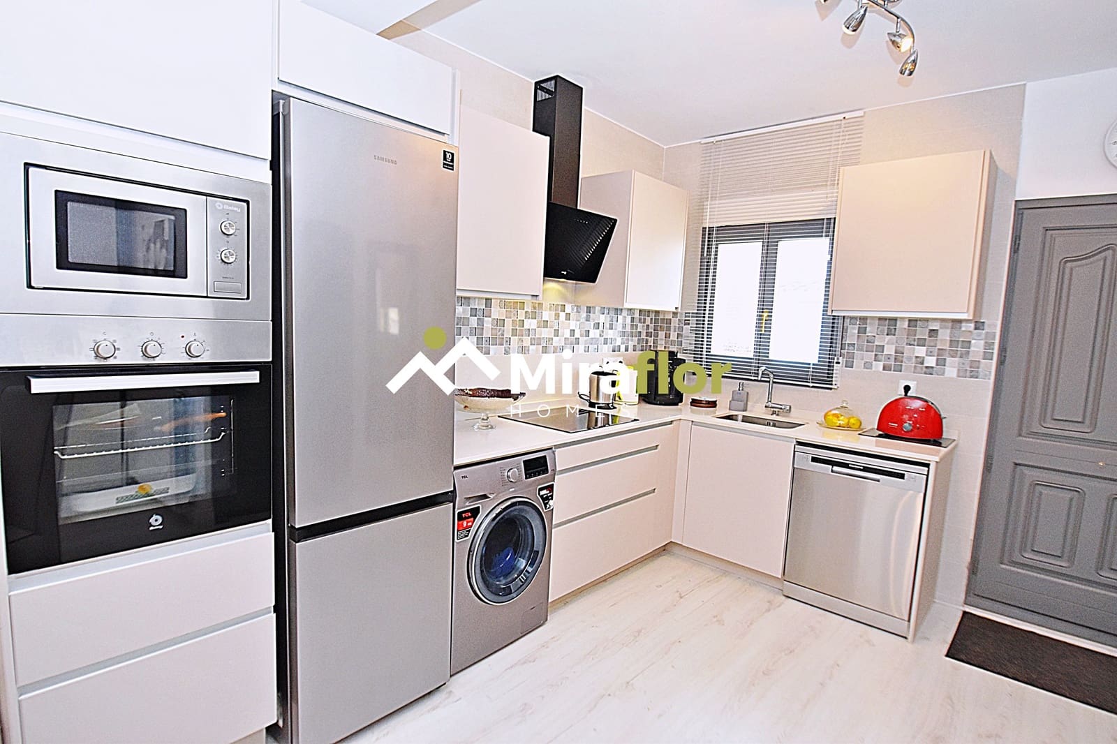 3 bedroom Townhouse for sale in Pedreguer with pool - € 315,000 (Ref: 9606674)