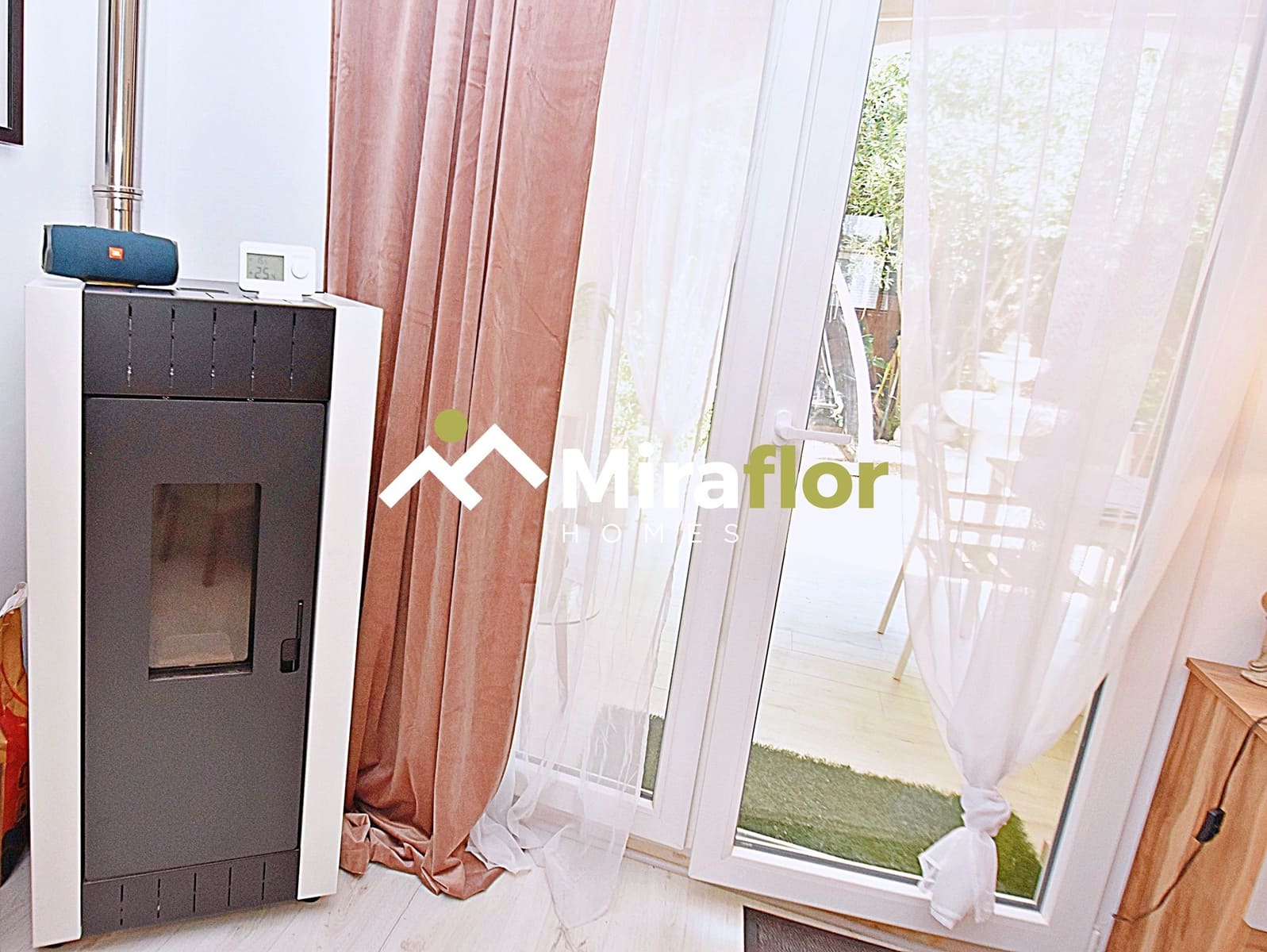 3 bedroom Townhouse for sale in Pedreguer with pool - € 315,000 (Ref: 9606674)