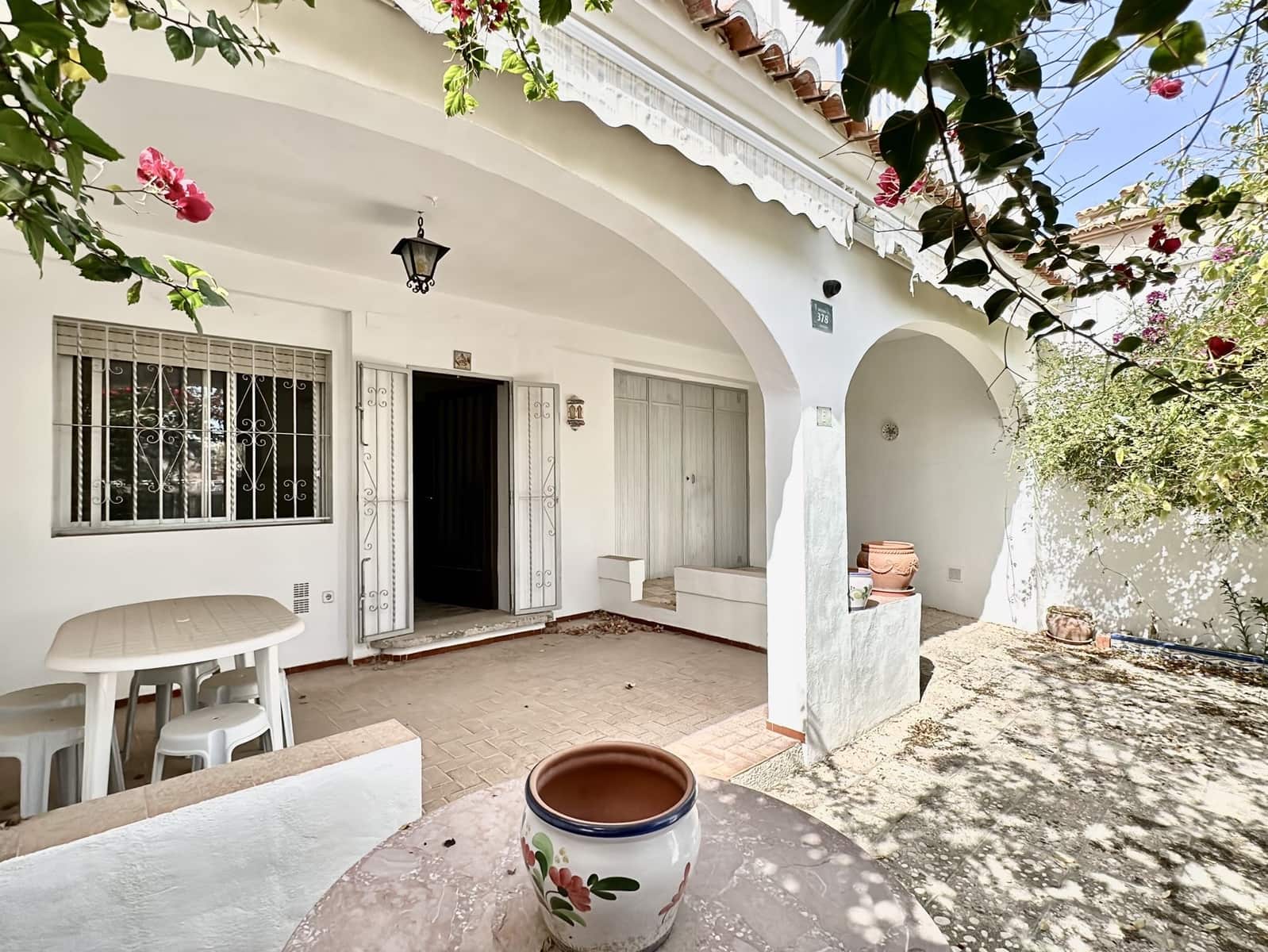 5 soveværelse Rækkehus til salg i Denia - € 349.000 (Ref: 9606684)