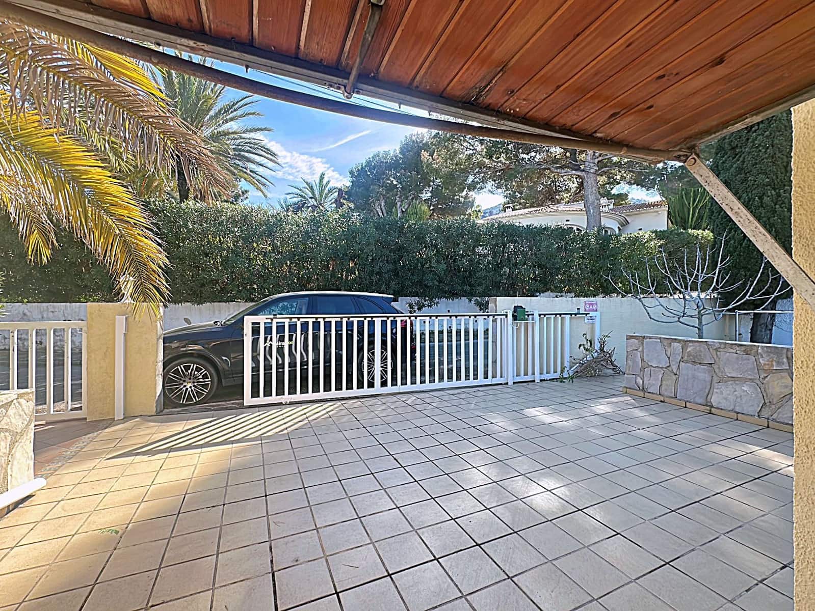 4 chambre Villa/Maison à vendre à Denia avec piscine - 589 000 € (Ref: 9606685)