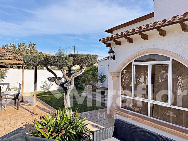 2 sovrum Villa till salu i Dénia - 430 000 € (Ref: 9610195)