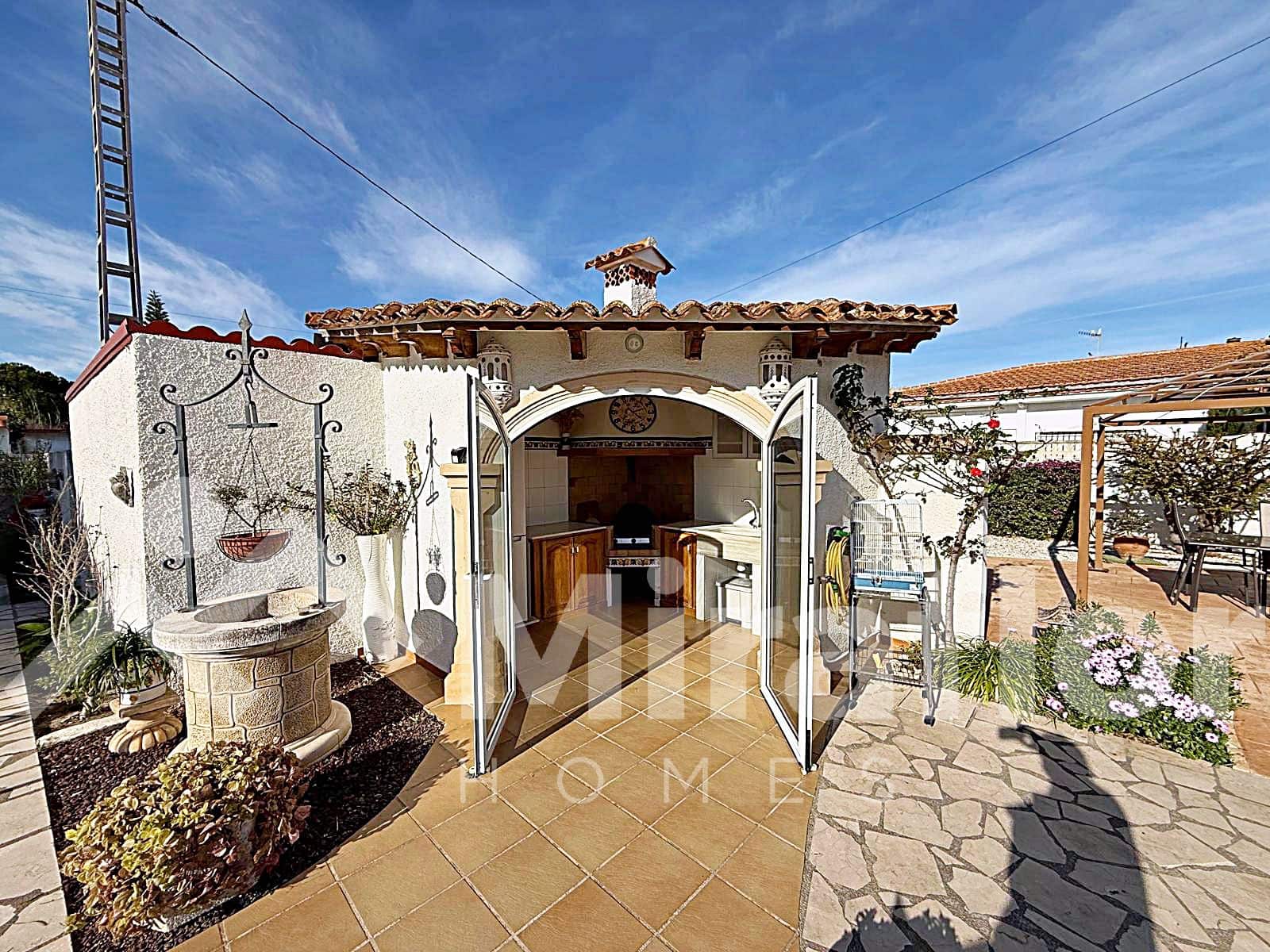 2 sovrum Villa till salu i Denia - 430 000 € (Ref: 9610195)