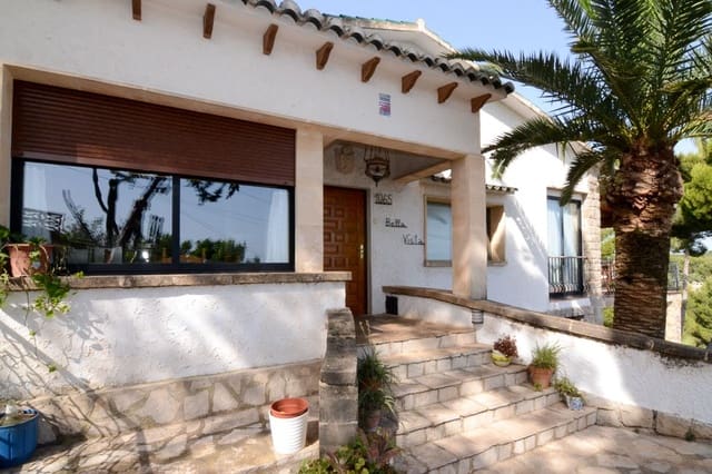 4 Zimmer Villa zu verkaufen in Dénia mit Pool - 1.350.000 € (Ref: 9624182)