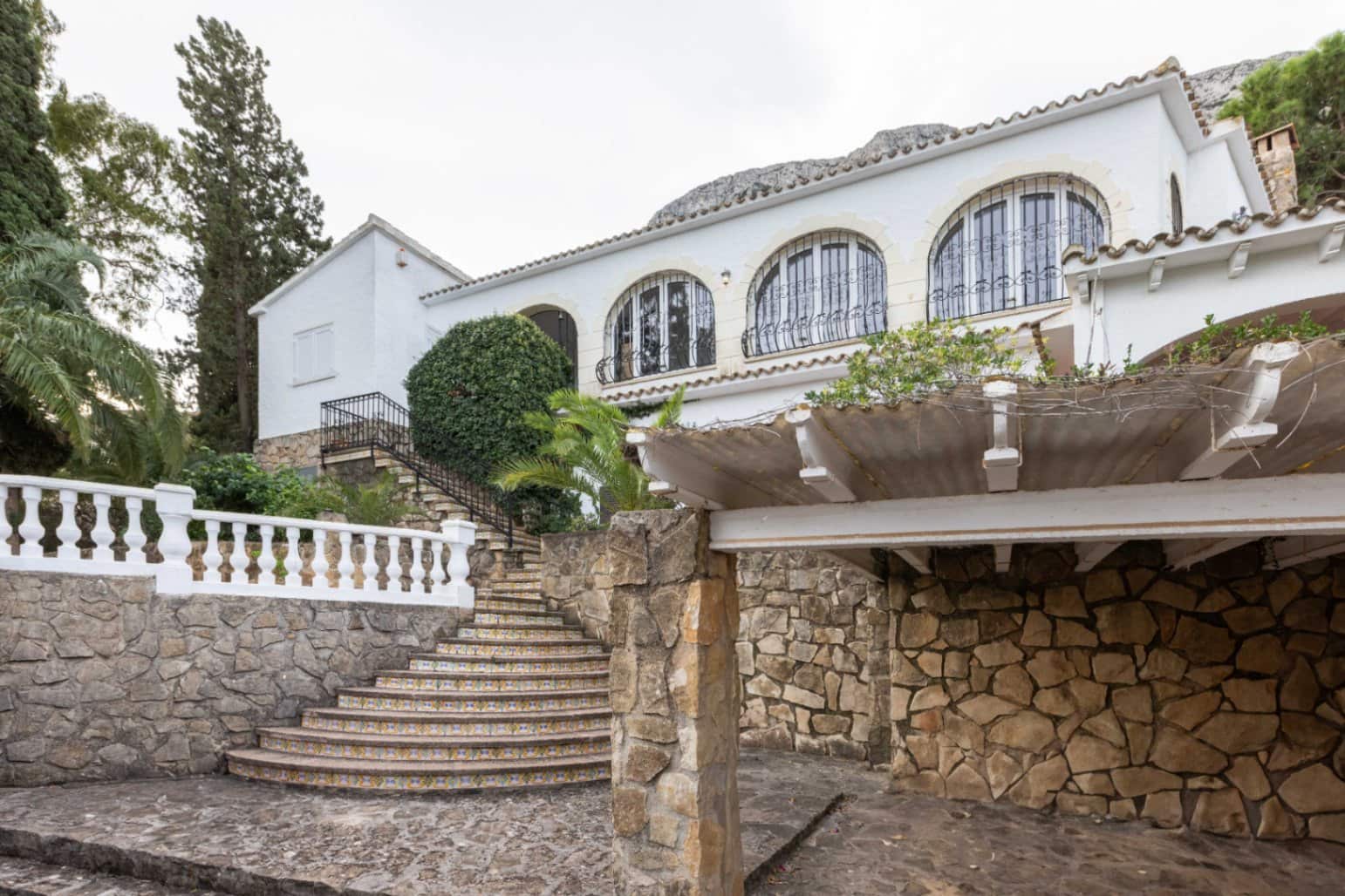 Chalet de 5 habitaciones en Dénia en venta con piscina - 850.000 € (Ref: 9679672)