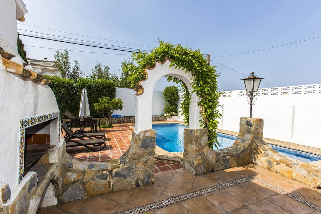 3 sypialnia Willa na sprzedaż w Denia z basenem - 580 000 € (Ref: 9679673)