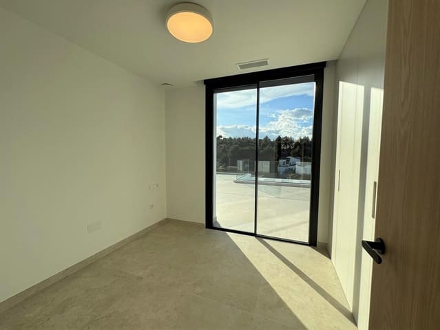 Chalet de 4 habitaciones en Dénia en venta con piscina - 1.550.000 € (Ref: 9679674)