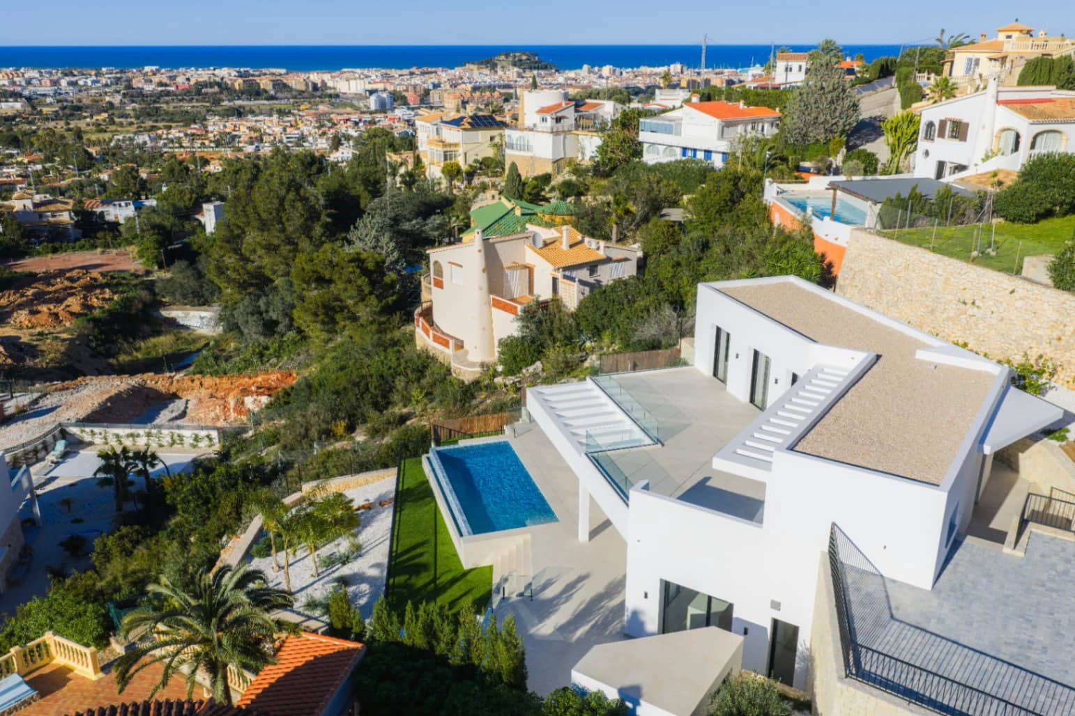 Chalet de 4 habitaciones en Dénia en venta con piscina - 1.550.000 € (Ref: 9679674)