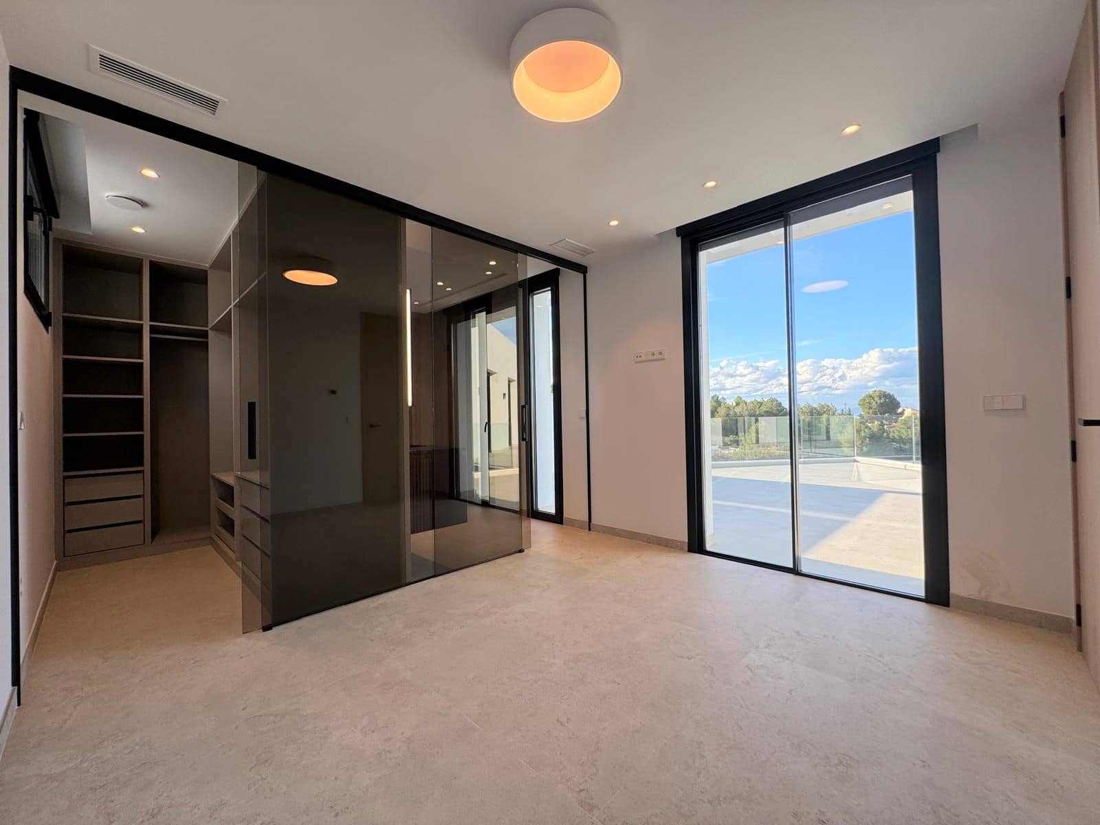 Chalet de 4 habitaciones en Dénia en venta con piscina - 1.550.000 € (Ref: 9679674)