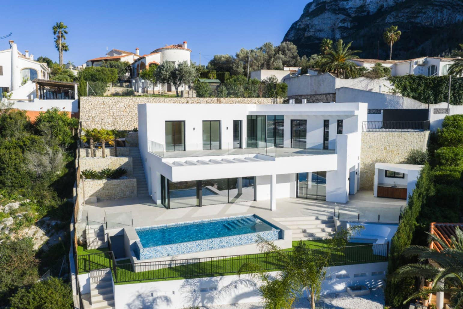 Chalet de 4 habitaciones en Dénia en venta con piscina - 1.550.000 € (Ref: 9679674)