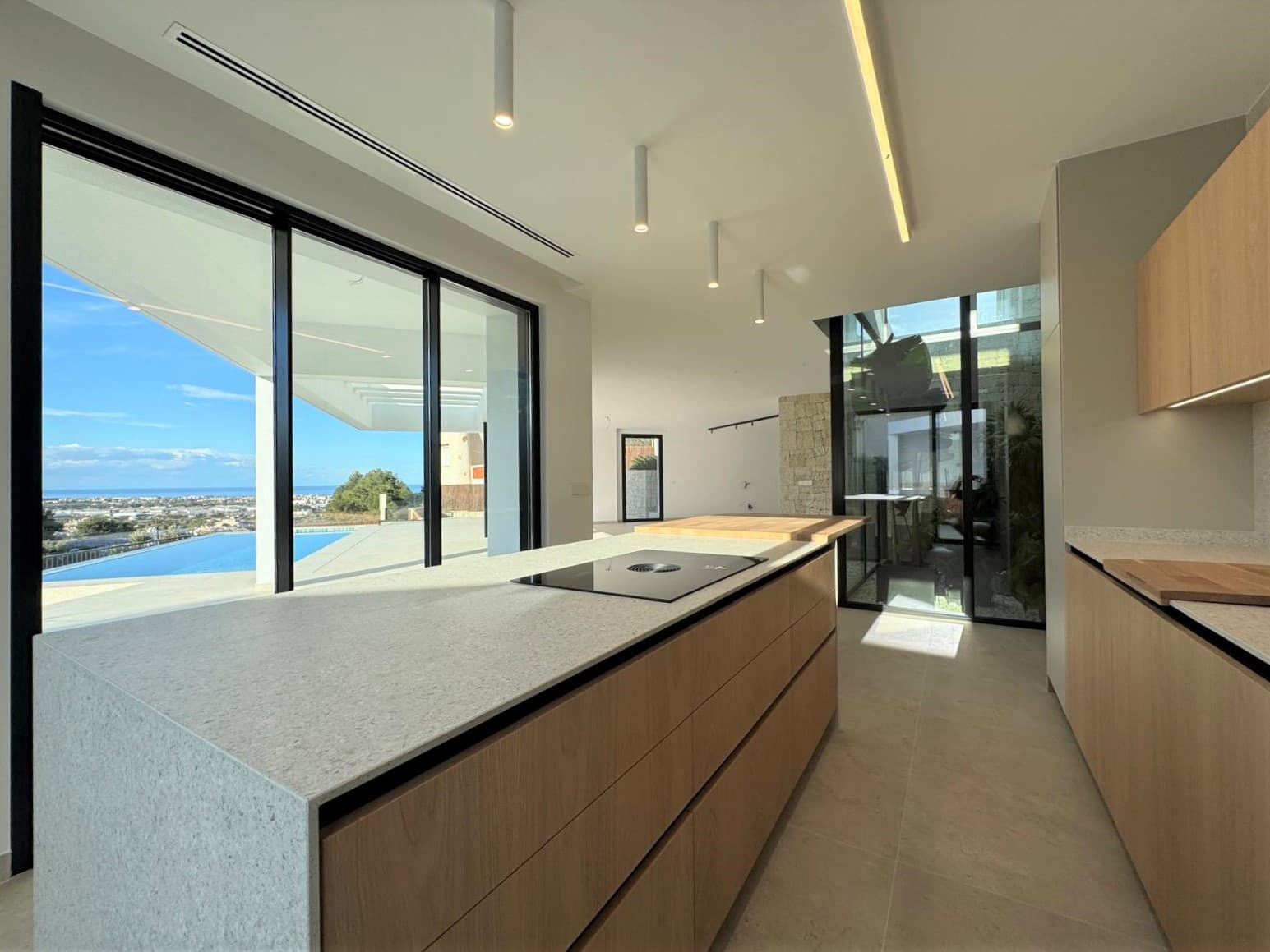 Chalet de 4 habitaciones en Dénia en venta con piscina - 1.550.000 € (Ref: 9679674)