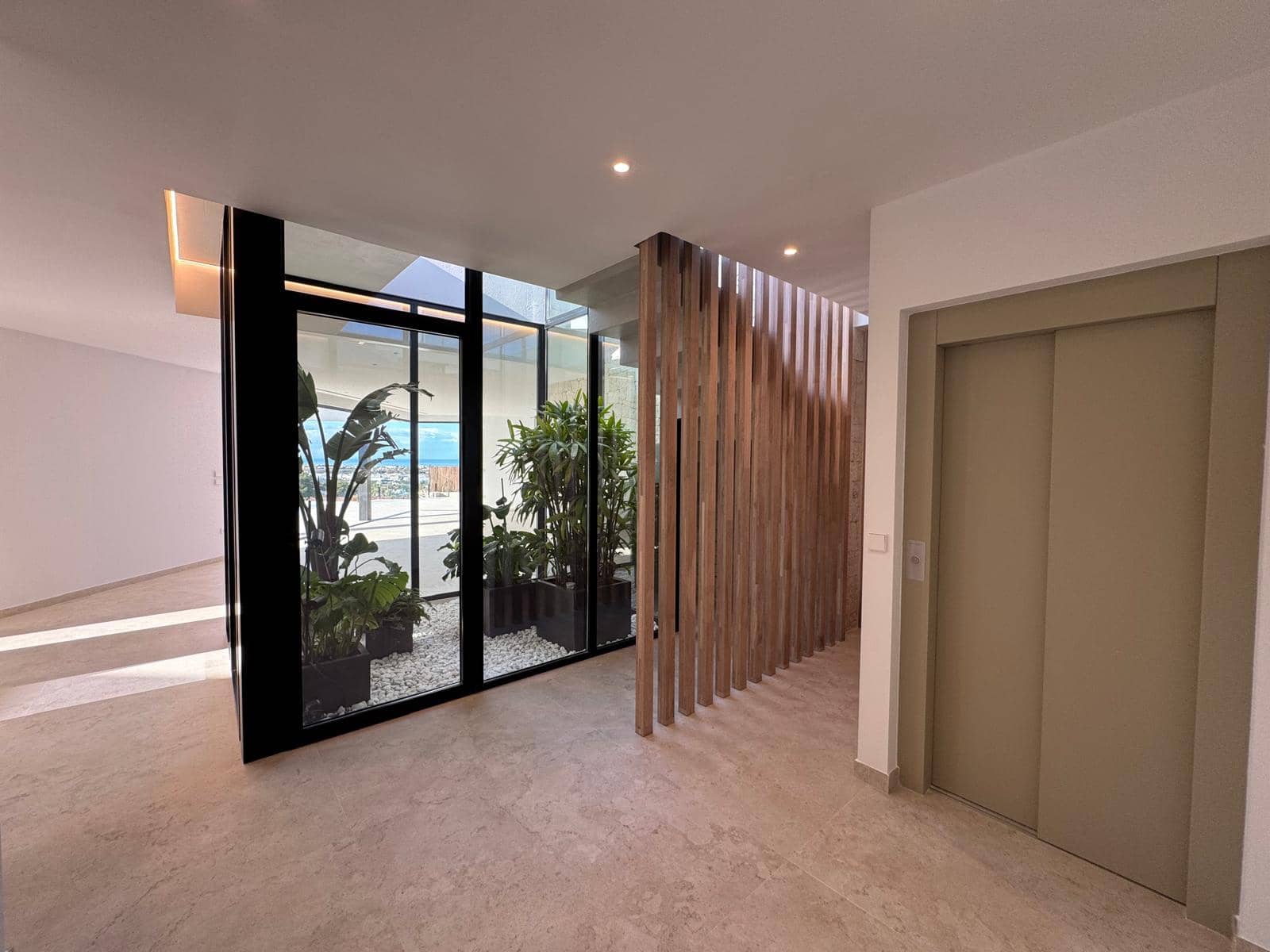 Chalet de 4 habitaciones en Dénia en venta con piscina - 1.550.000 € (Ref: 9679674)