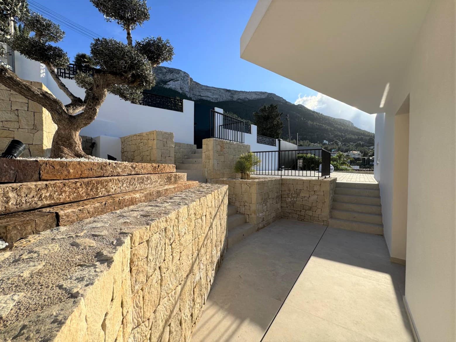 Chalet de 4 habitaciones en Dénia en venta con piscina - 1.550.000 € (Ref: 9679674)