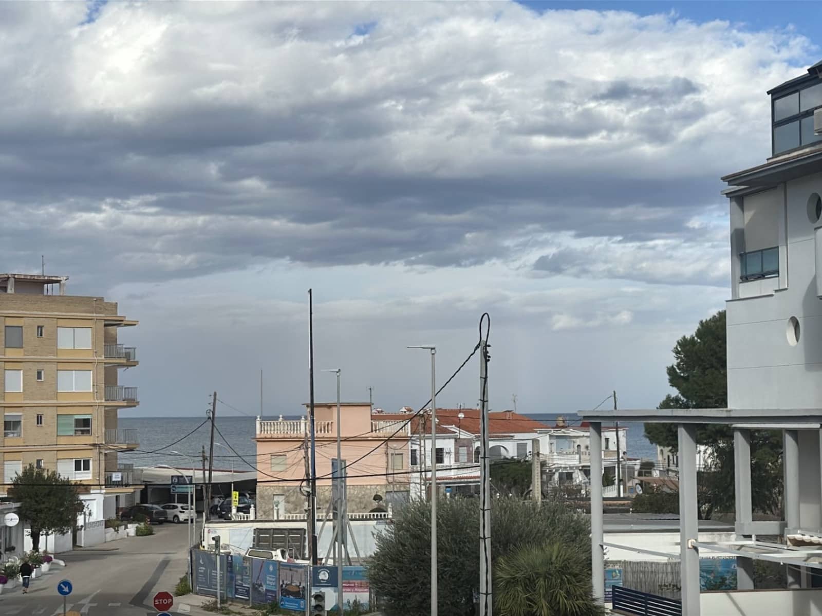 3 bedroom Apartment for sale in Denia with pool - € 189,000 (Ref: 9679676)