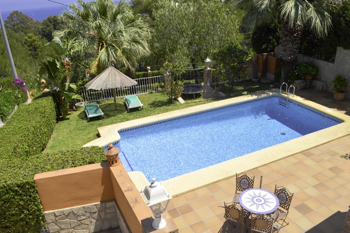 4 makuuhuone Huvila myytävänä paikassa Denia mukana uima-altaan - 750 000 € (Ref: 9679683)