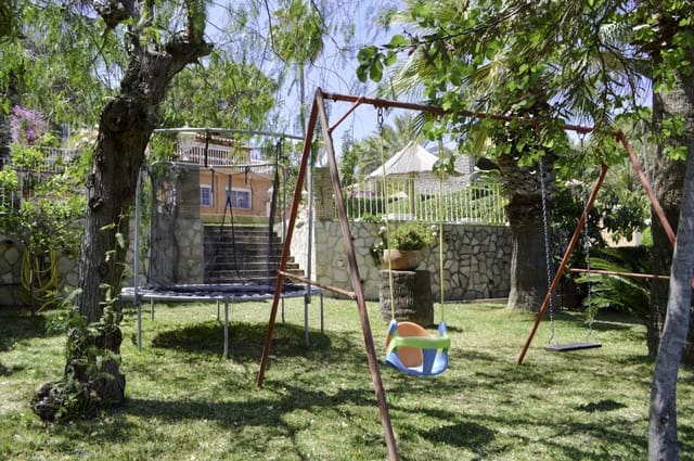 4 bedroom Villa for sale in Dénia with pool - € 750,000 (Ref: 9679683)