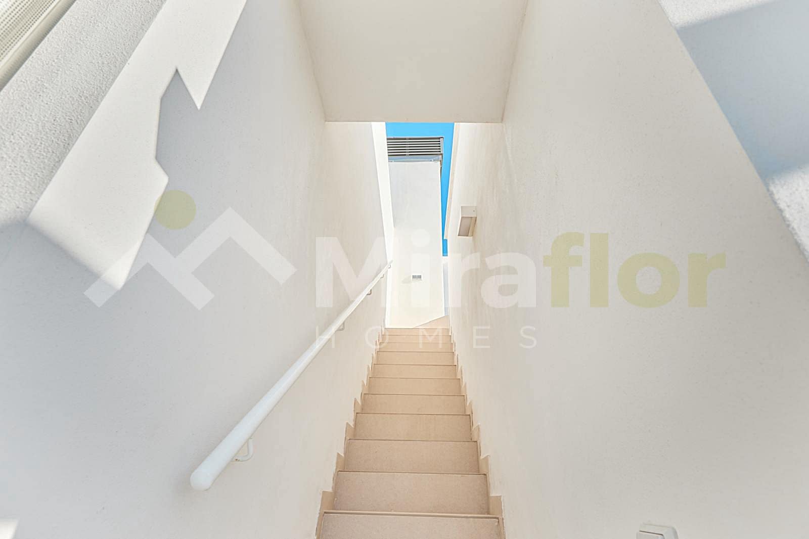 1 soveværelse Lejlighed til salg i Denia med swimmingpool - € 308.000 (Ref: 9714060)