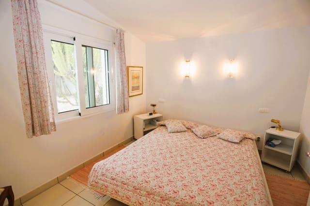 4 sypialnia Willa na sprzedaż w Dénia z basenem - 998 000 € (Ref: 9751834)