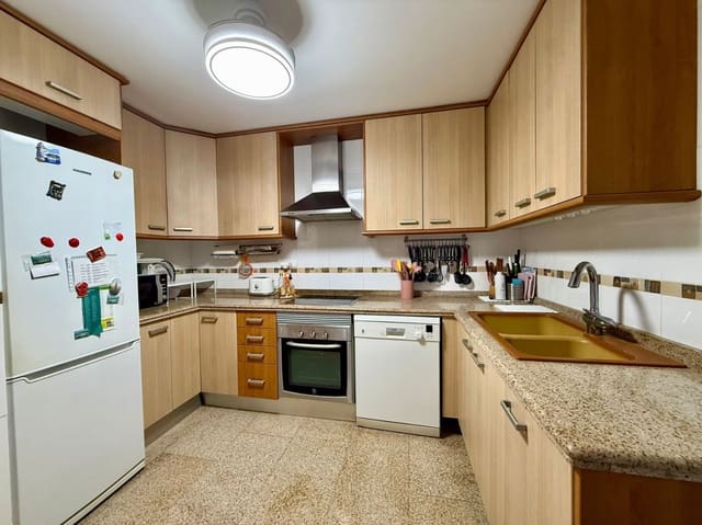 3 bedroom Apartment for sale in Dénia with pool - € 399,000 (Ref: 9755505)