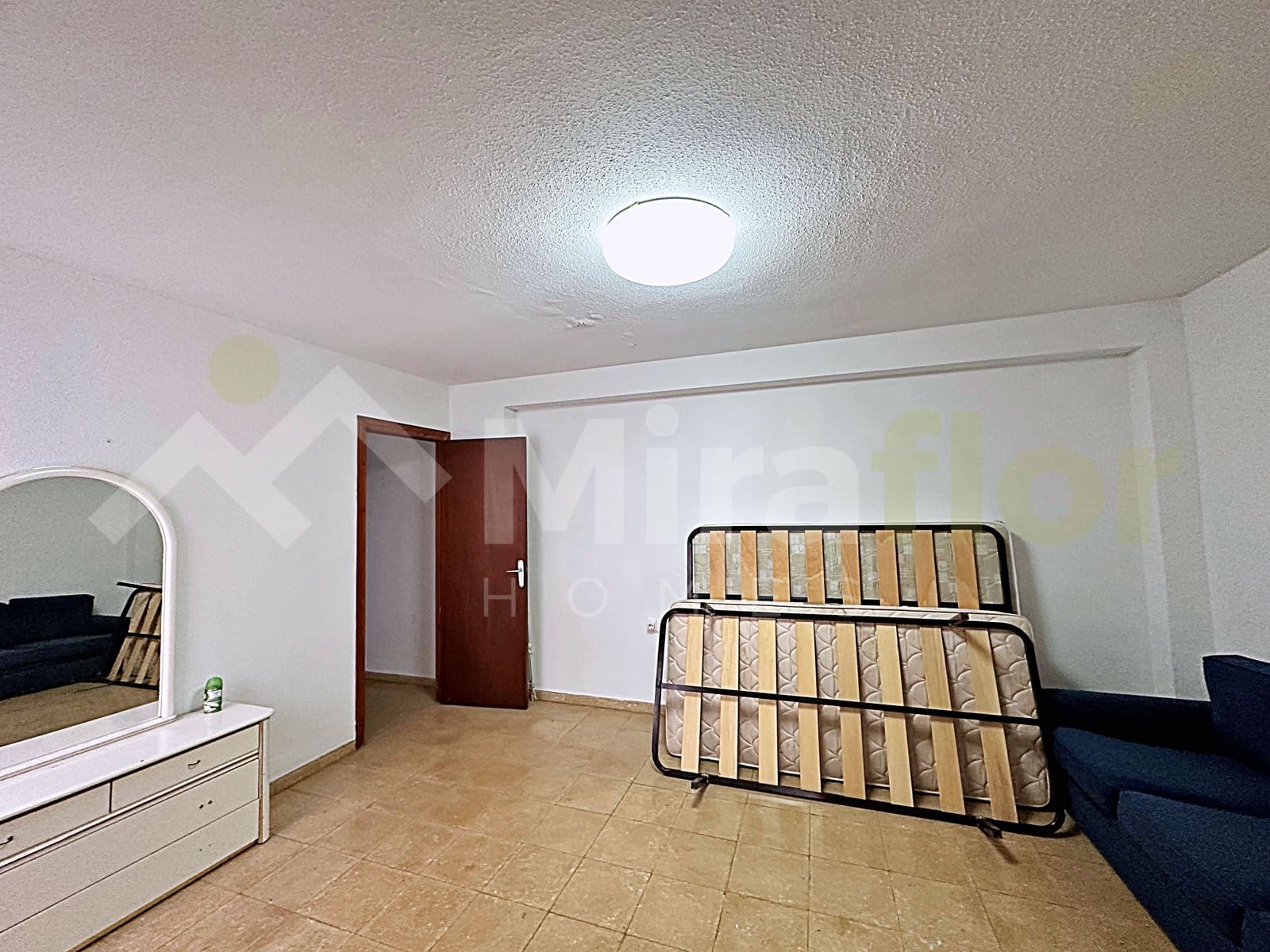 4 makuuhuone Huoneisto myytävänä paikassa Pego - 89 900 € (Ref: 9779007)