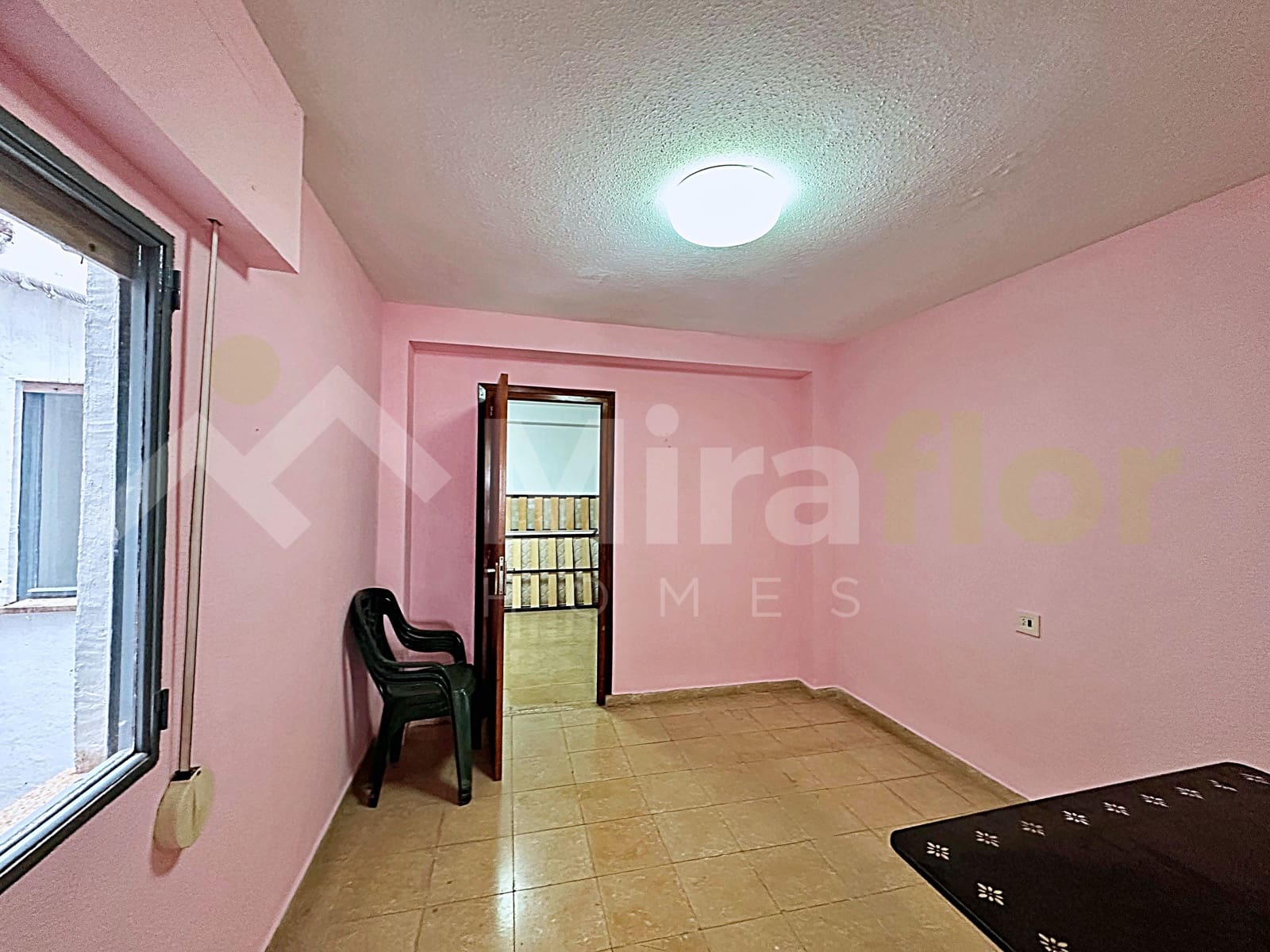 4 makuuhuone Huoneisto myytävänä paikassa Pego - 89 900 € (Ref: 9779007)