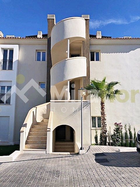 2 bedroom Apartment for sale in Denia with pool - € 339,000 (Ref: 9779008)