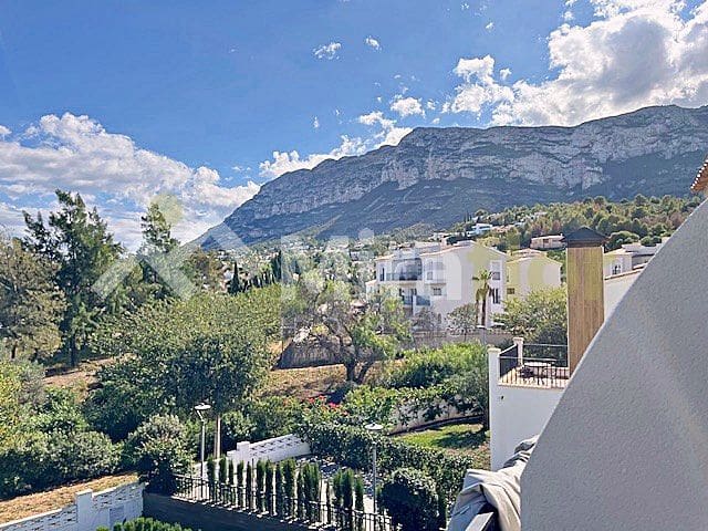 2 bedroom Apartment for sale in Denia with pool - € 339,000 (Ref: 9779008)