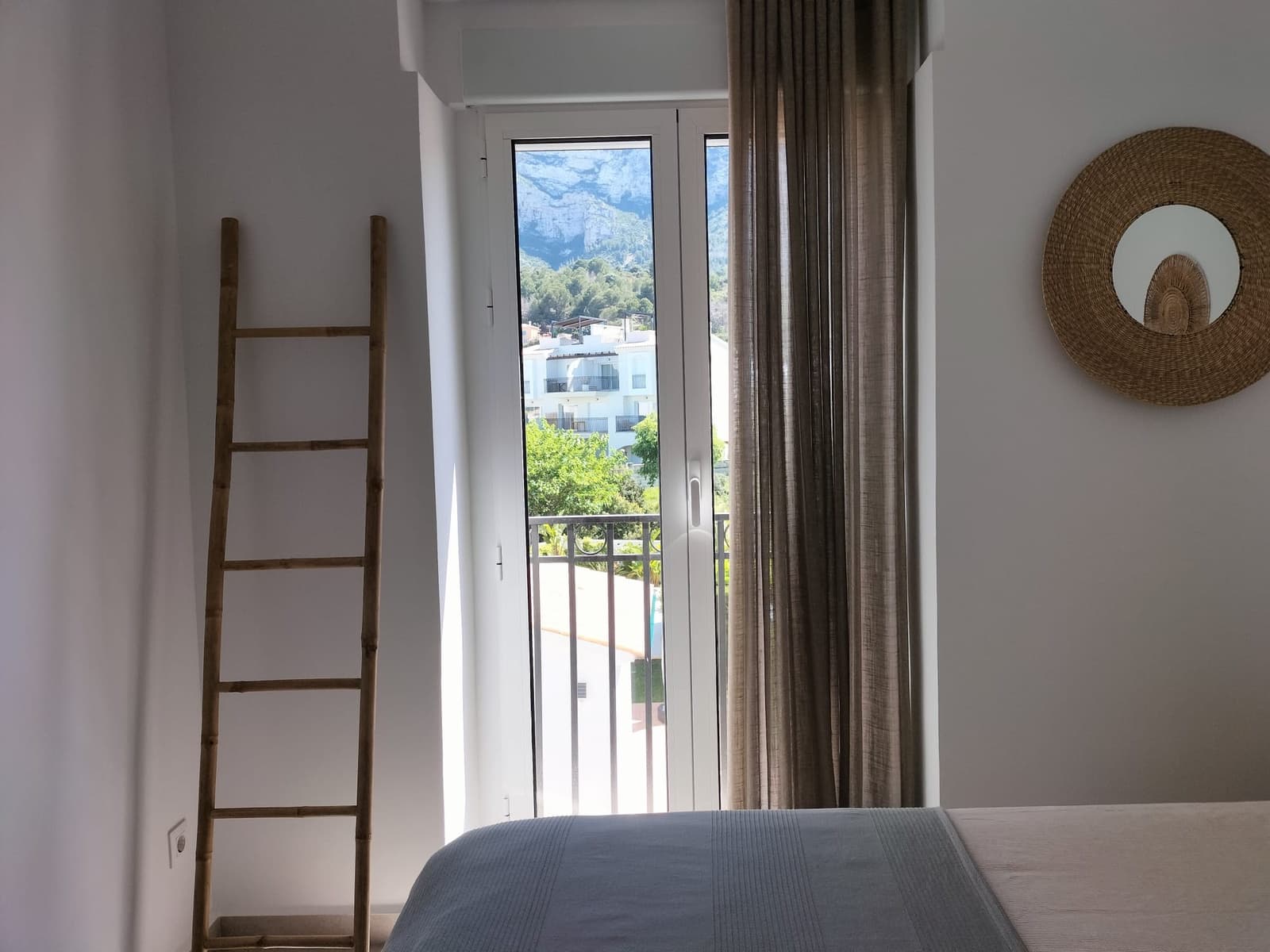 2 bedroom Apartment for sale in Denia with pool - € 339,000 (Ref: 9779008)