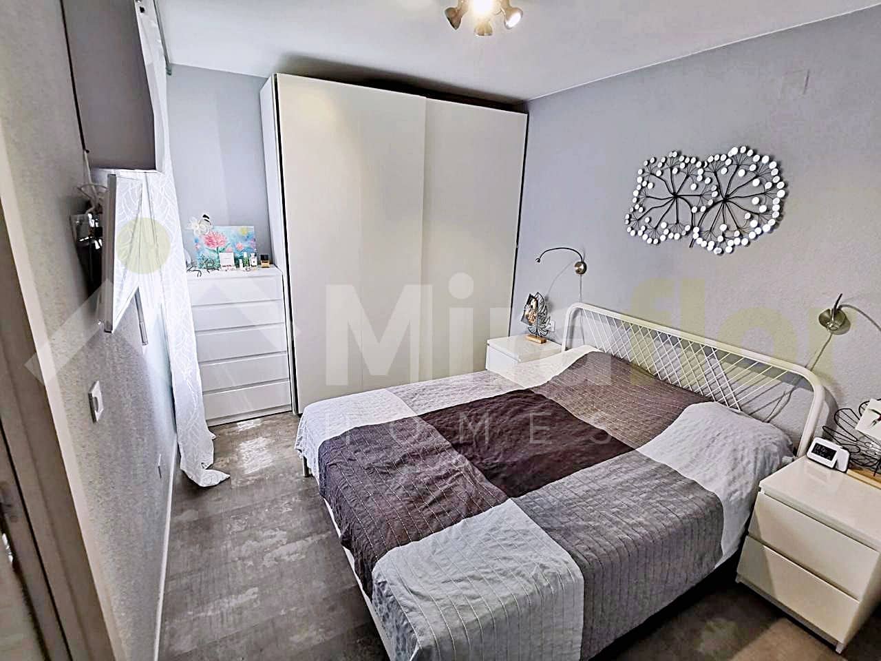 3 sovrum Lägenhet till salu i Denia - 279 000 € (Ref: 9830003)