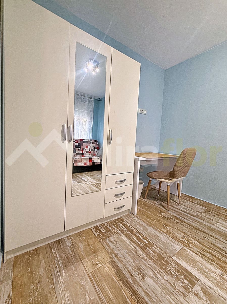 3 sovrum Lägenhet till salu i Denia - 279 000 € (Ref: 9830003)