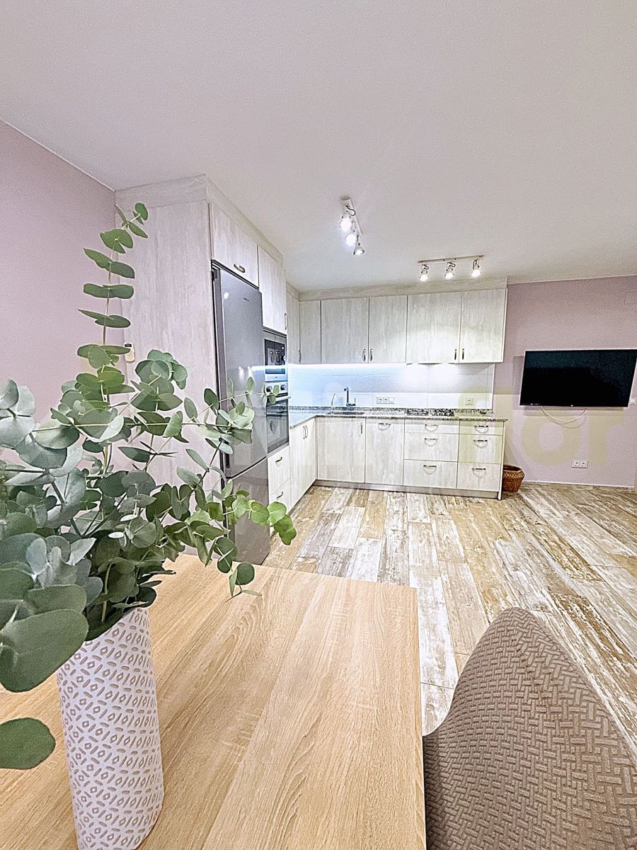 3 sovrum Lägenhet till salu i Denia - 279 000 € (Ref: 9830003)