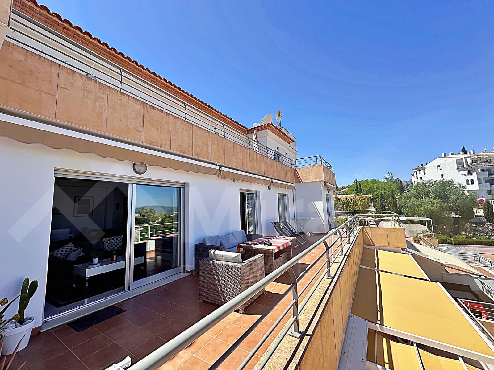 3 bedroom Apartment for sale in Monte Pego with pool - € 350,000 (Ref: 9866142)