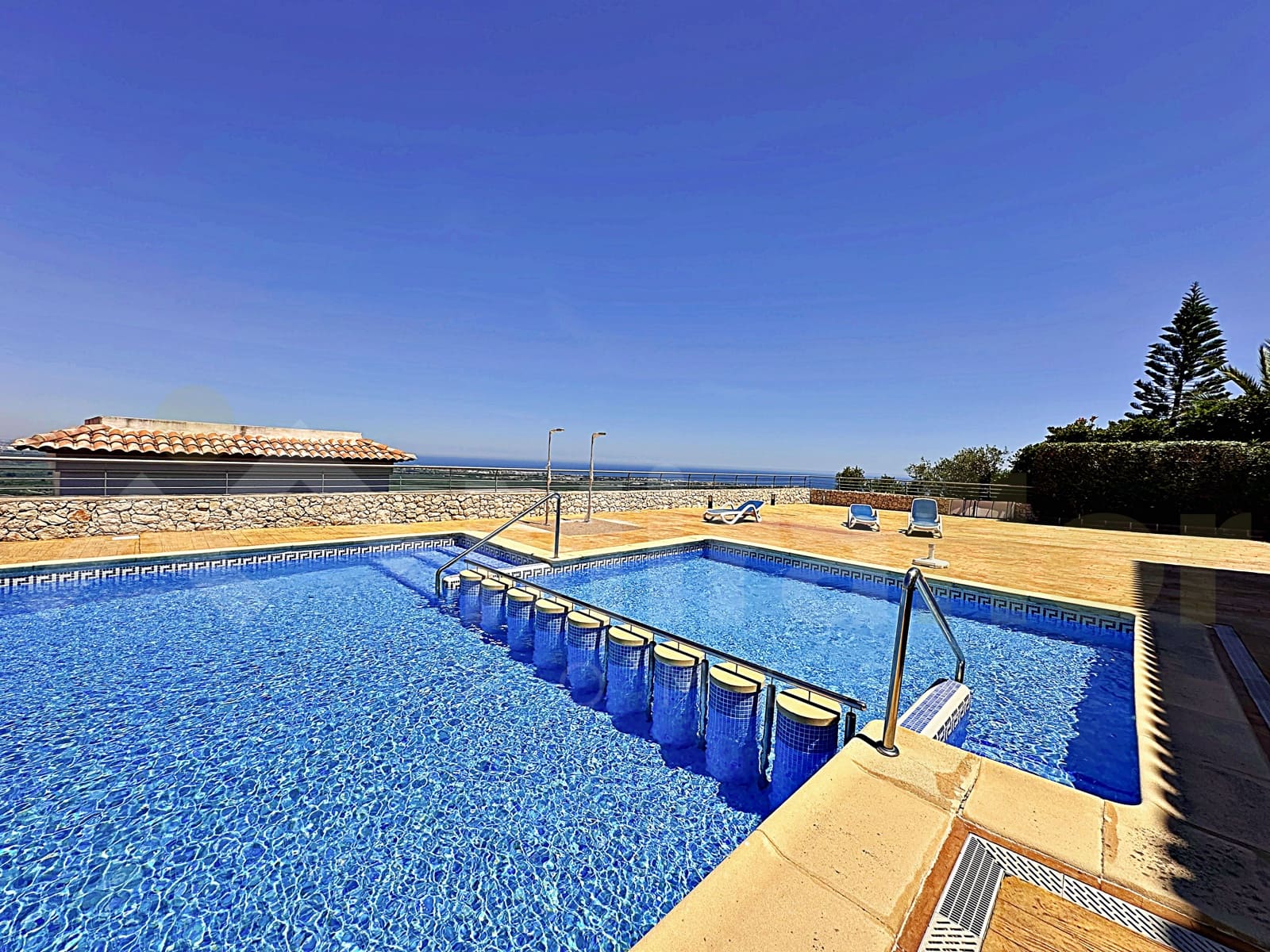 3 bedroom Apartment for sale in Monte Pego with pool - € 350,000 (Ref: 9866142)