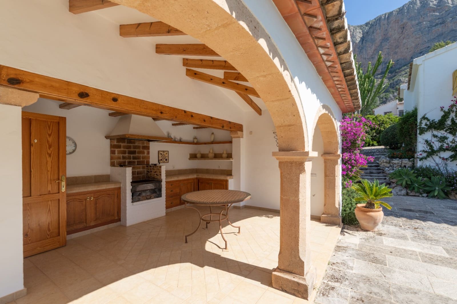 6 sypialnia Willa na sprzedaż w Javea / Xabia z basenem - 1 750 000 € (Ref: 9904216)