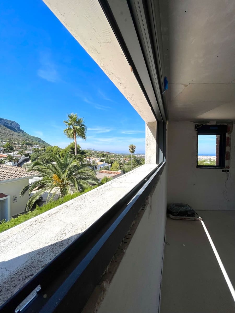 4 makuuhuone Huvila myytävänä paikassa Denia mukana uima-altaan - 1 795 000 € (Ref: 9911691)