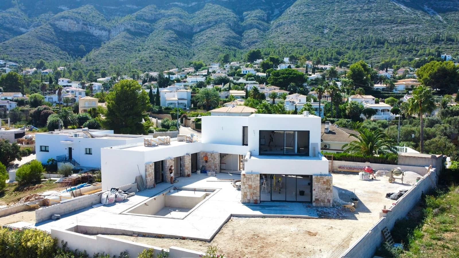 4 makuuhuone Huvila myytävänä paikassa Denia mukana uima-altaan - 1 795 000 € (Ref: 9911691)