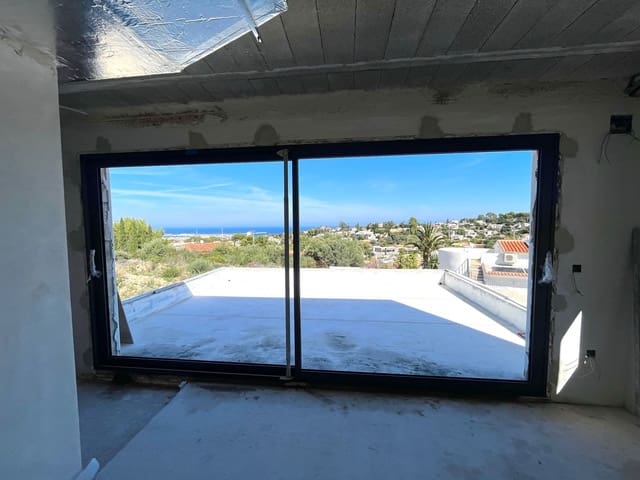 4 makuuhuone Huvila myytävänä paikassa Dénia mukana uima-altaan - 1 795 000 € (Ref: 9911691)