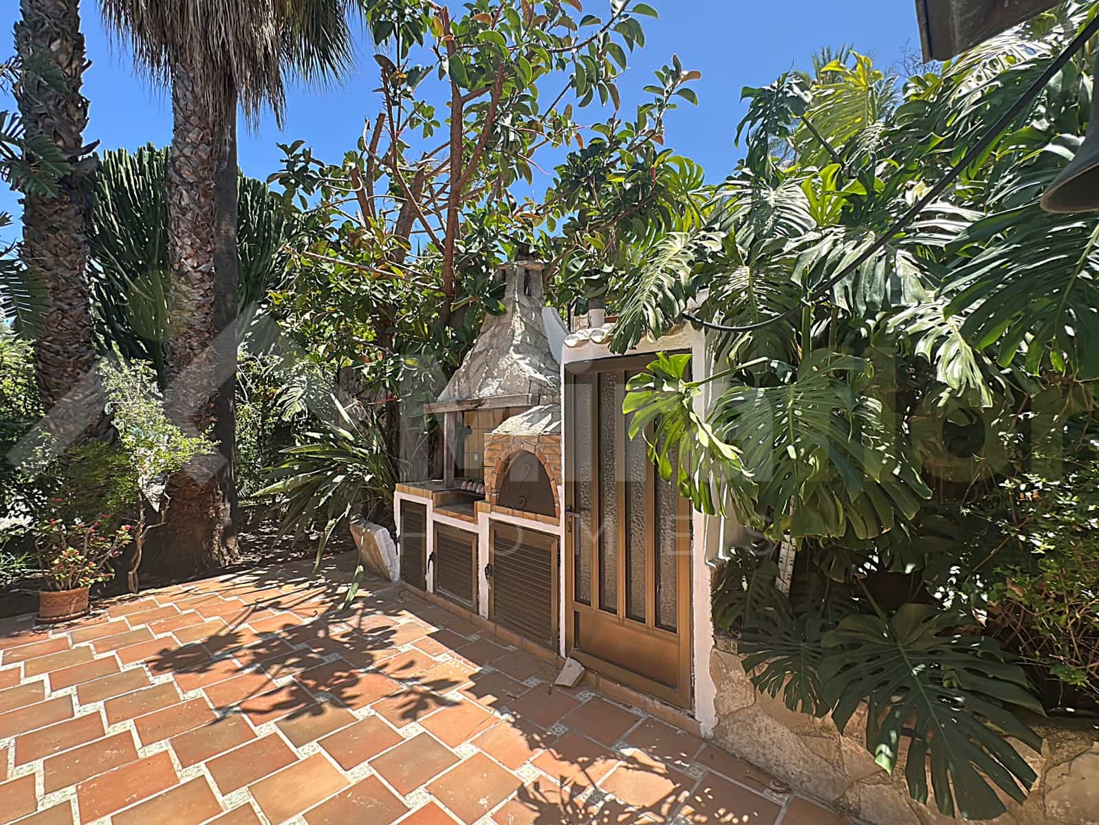 3 bedroom Villa for sale in Monte Pego with pool - € 425,000 (Ref: 9911837)