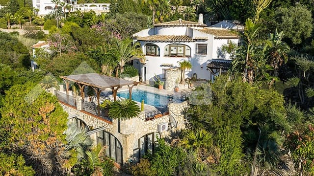 3 bedroom Villa for sale in Monte Pego, Pego with pool - € 425,000 (Ref: 9911837)