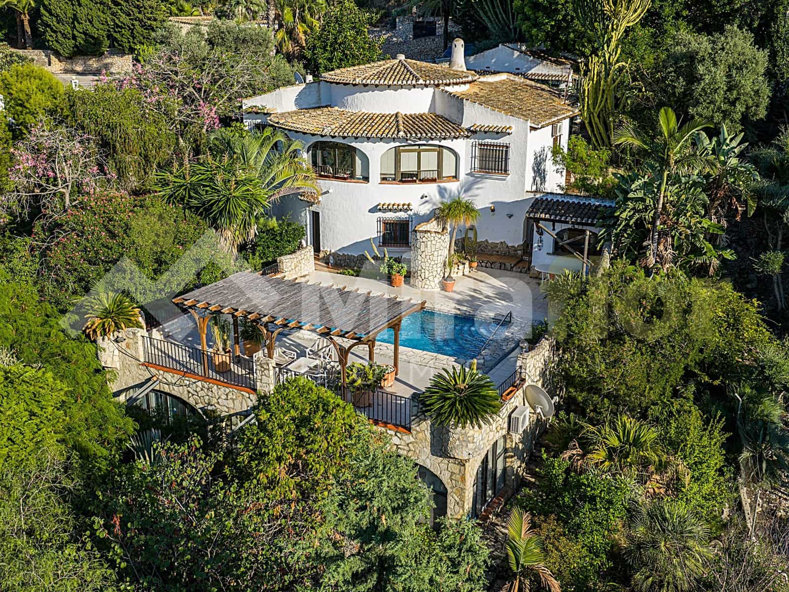 3 bedroom Villa for sale in Monte Pego with pool - € 425,000 (Ref: 9911837)