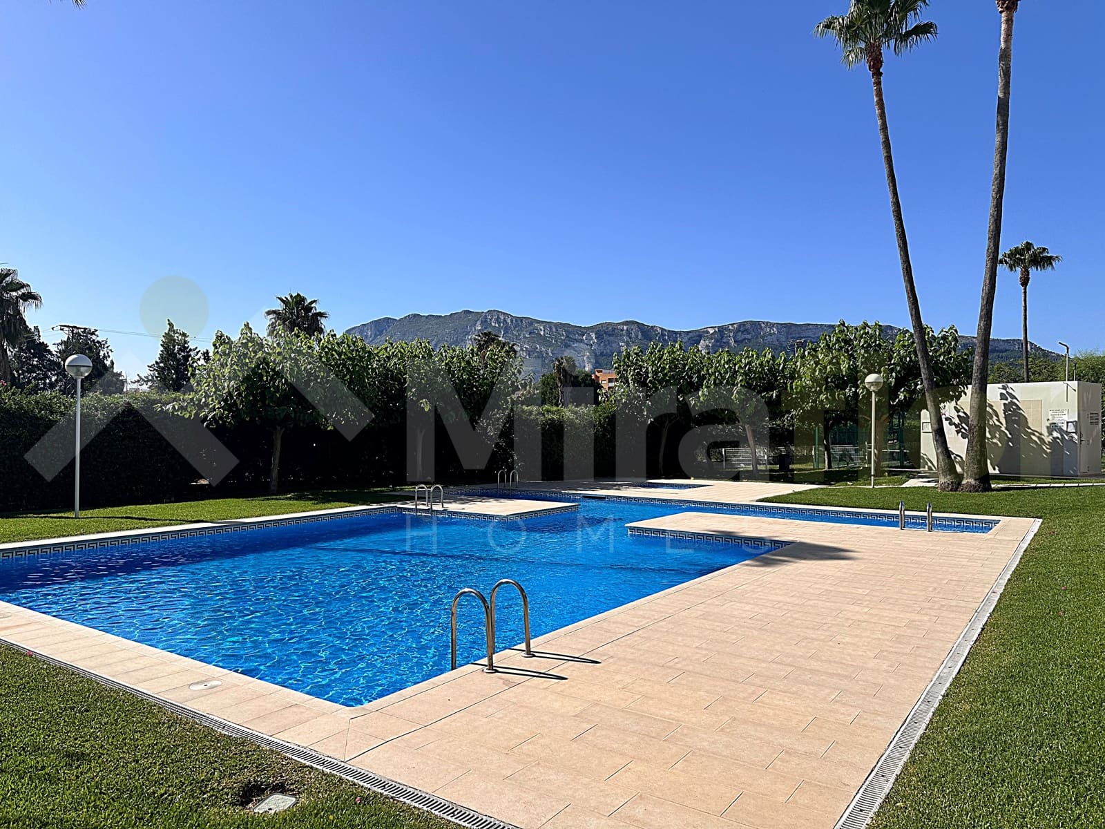 1 sypialnia Penthouse na sprzedaż w Denia z basenem - 274 000 € (Ref: 9914923)