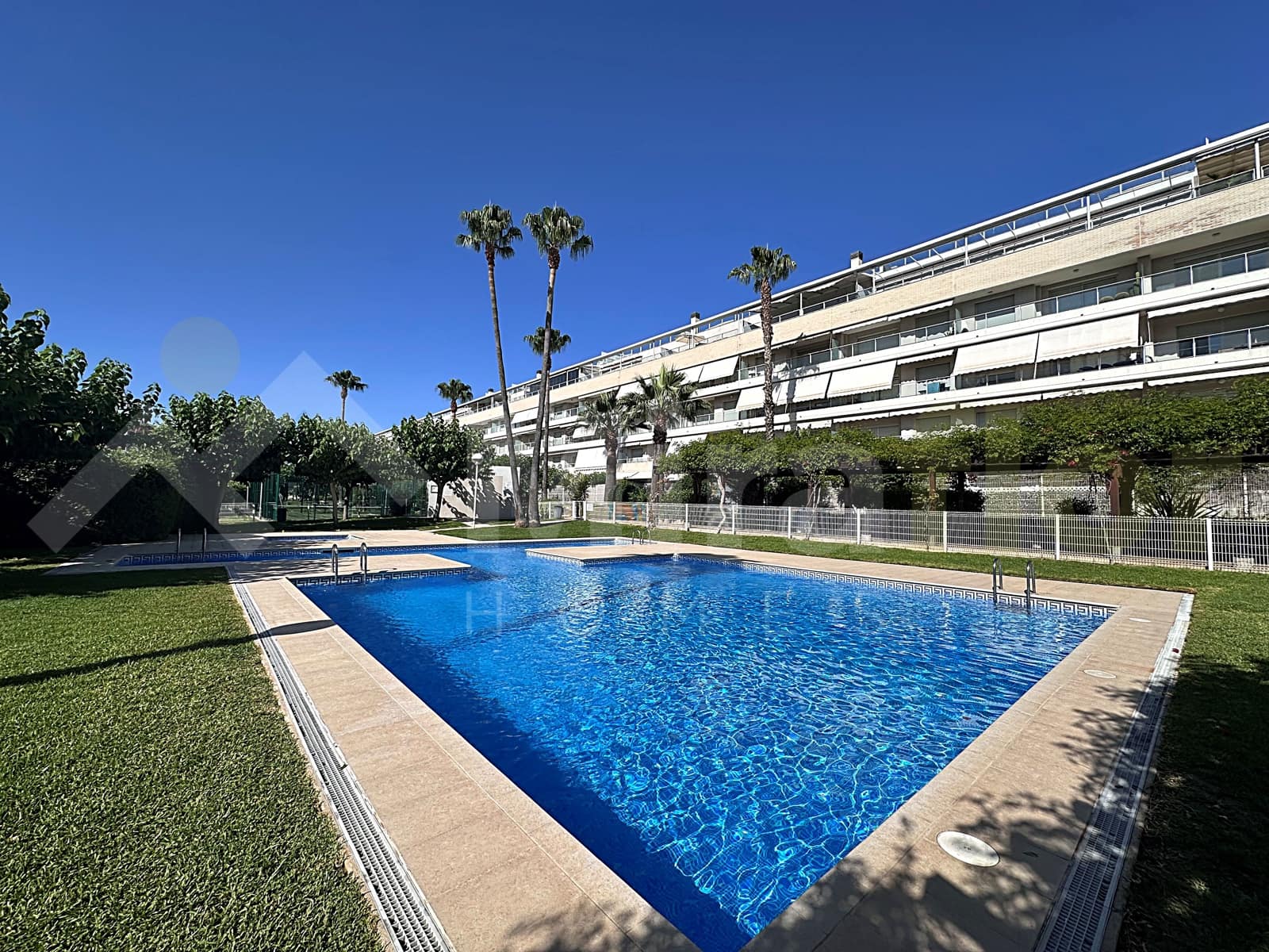 1 sypialnia Penthouse na sprzedaż w Denia z basenem - 274 000 € (Ref: 9914923)